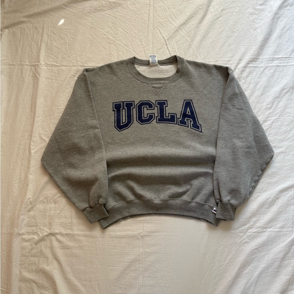 Y2K UCLA Bruins Russell Athletic Crewneck sweatshirt Men’s L